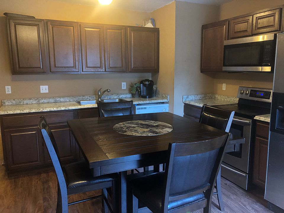 1st image of 4727 Swann Ln