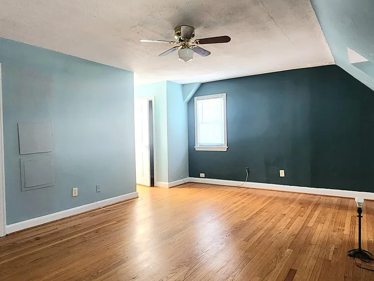 8016 Old Georgetown Rd — Photo 21