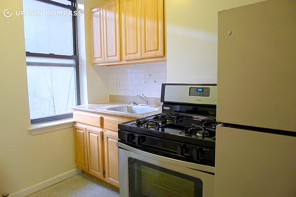 Rented by Compass | media 18