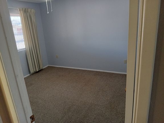 3rd image of 10336 W Cheryl Dr