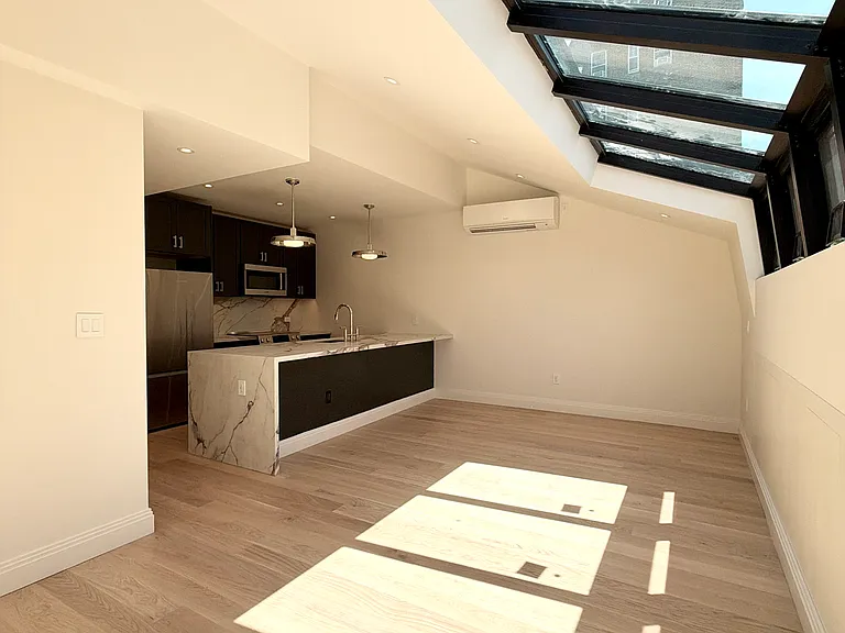 57 Christopher St #5B — Photo 3