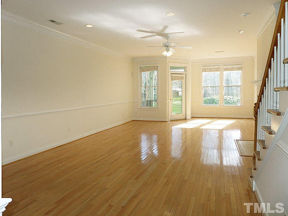 4th image of 108 Presque Isle Ln #108