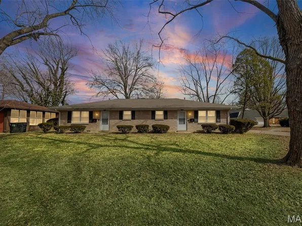 1242 Express Dr #1242/1244, Belleville, IL 62223
