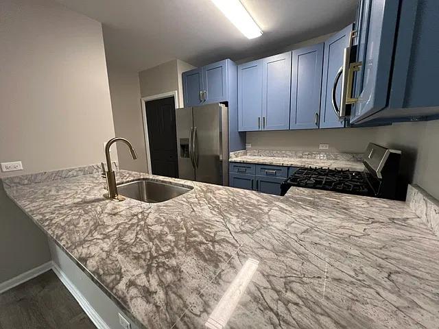 5 S Virginia Rd — Photo 2