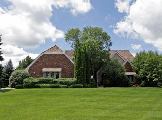 542 Bonnie Ln, Inverness, IL 60067