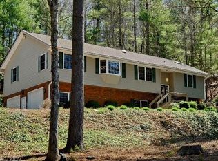 36 Timbertop Ln, Etowah, NC 28729