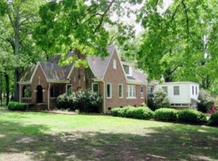 410 S Elm St, Cherryville, NC 28021