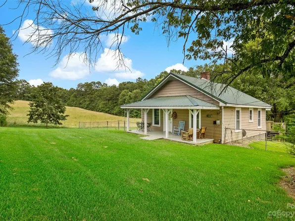 250 Circus Trl, Forest City, NC 28043