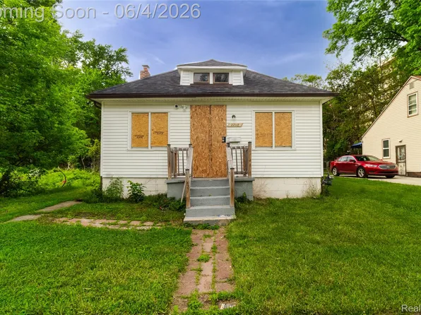 22118 Ulster St, Detroit, MI 48219