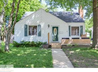 824 Downer Ave, Lansing, MI 48912