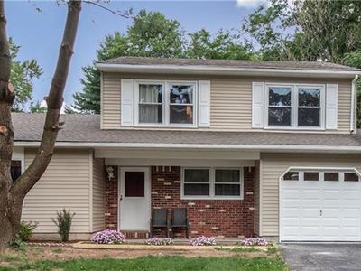 5 Conover Ct, East Brunswick, NJ, 08816