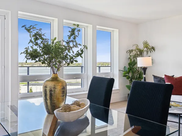 218 Washington Avenue #203, Portland, ME 04101