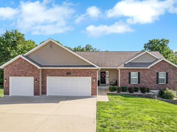 130 Echo Lake Cir, Byrnes Mill, MO 63025