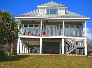 11156 N River Vue Cir, Biloxi, MS 39532