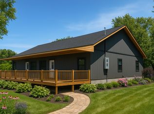 202 E Howell St #B, Albany, MO 64402