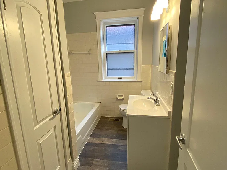 6306 Cates Ave #2W — Photo 10