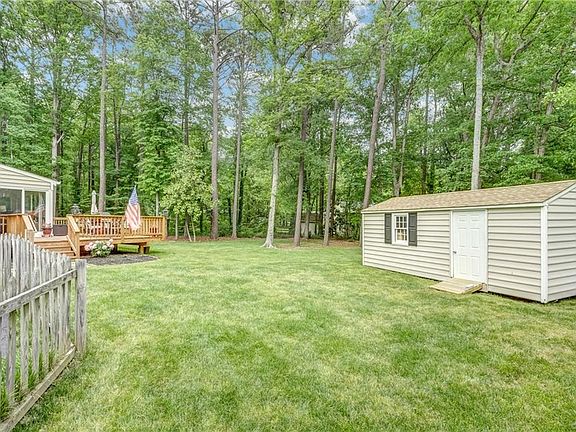 5th image of 10307 Salford Ct