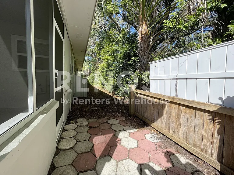 310 S Arcturas Ave #3 — Photo 15