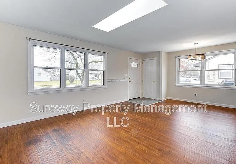 55 Nassau Rd — Photo 7