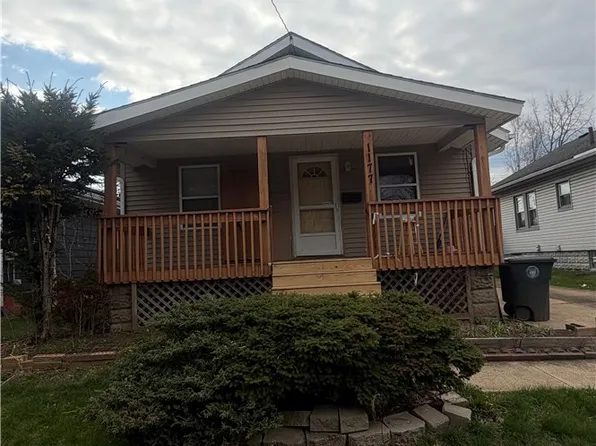1177 Neptune Ave, Akron, OH 44301
