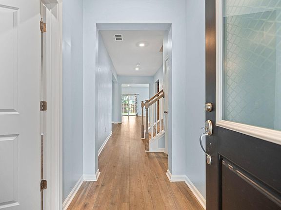 4th image of 107 Cotton Blossom Way