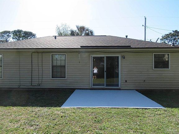 3rd image of 864 Amberwood Dr