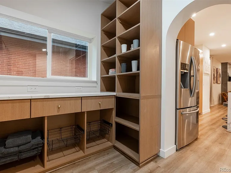 1246 S Clarkson St — Photo 15