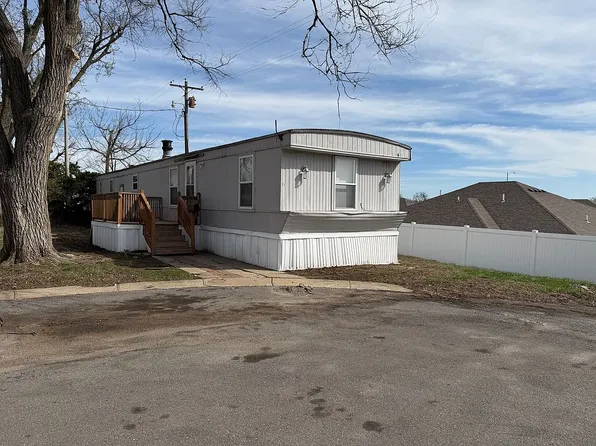 11 Canna Dr, Belton, MO 64012