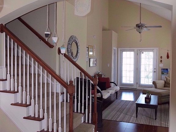2nd image of 114 Sprouse Ln