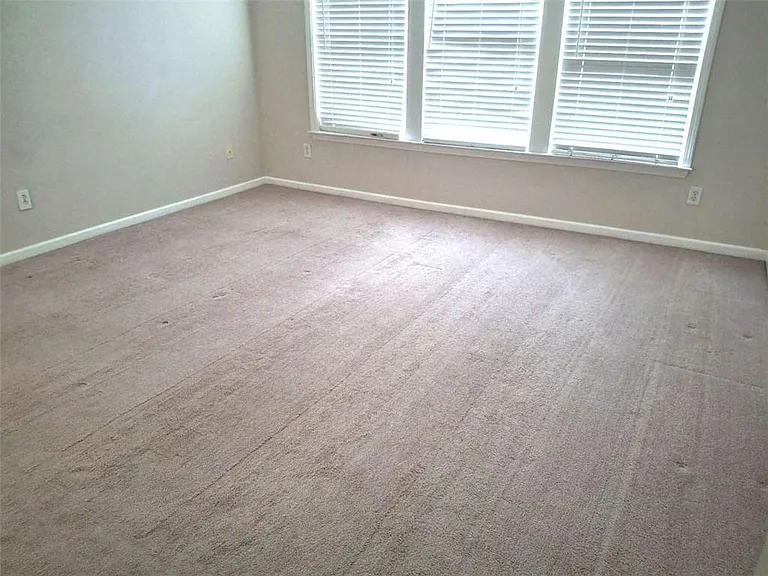 8955 Ruel Ln — Photo 11