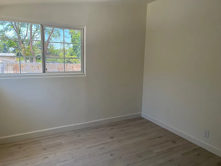13191 Herron St — Photo 11