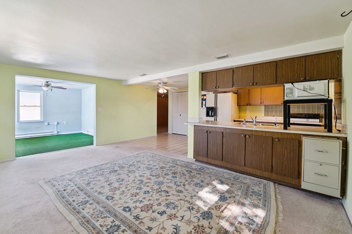 next background image