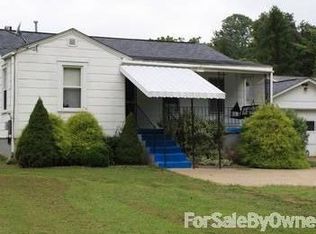 2001 Roxalana Rd, Dunbar, WV 25064