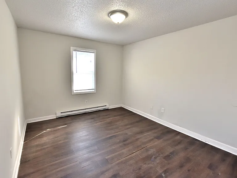 1607 Charter Dr — Photo 8