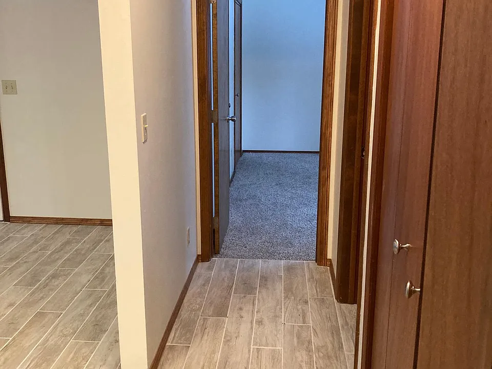 Beautifully tiled floors and brand new carpet