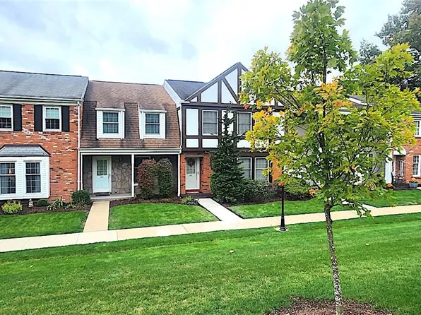663 Georgetowne Vlg, Indiana, PA 15701