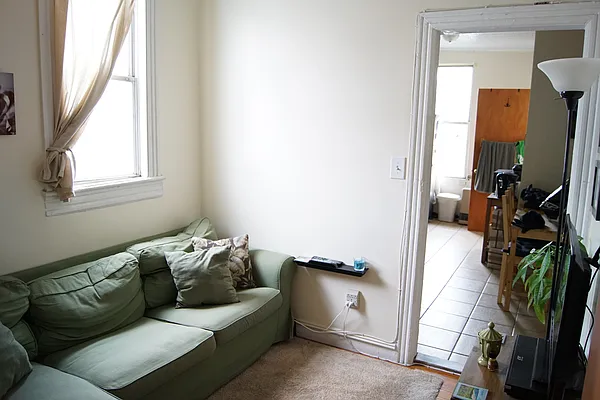 Rented by The Hamilton Group | media 14