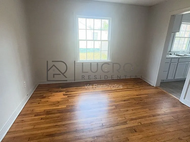 4426 Desoto St — Photo 16