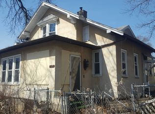 2421 12th Ave, Moline, IL 61265