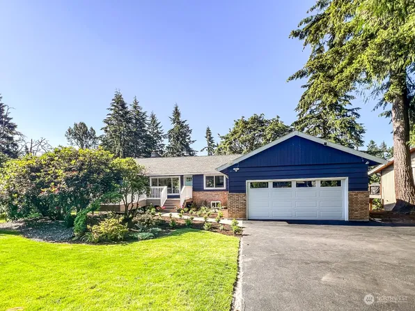 5015 NE 187th Street, Lake Forest Park, WA 98155
