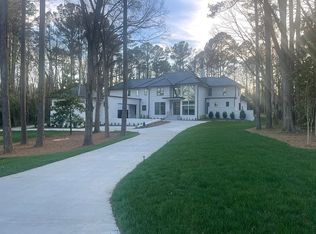 2023 Pellyn Wood Dr, Charlotte, NC 28226