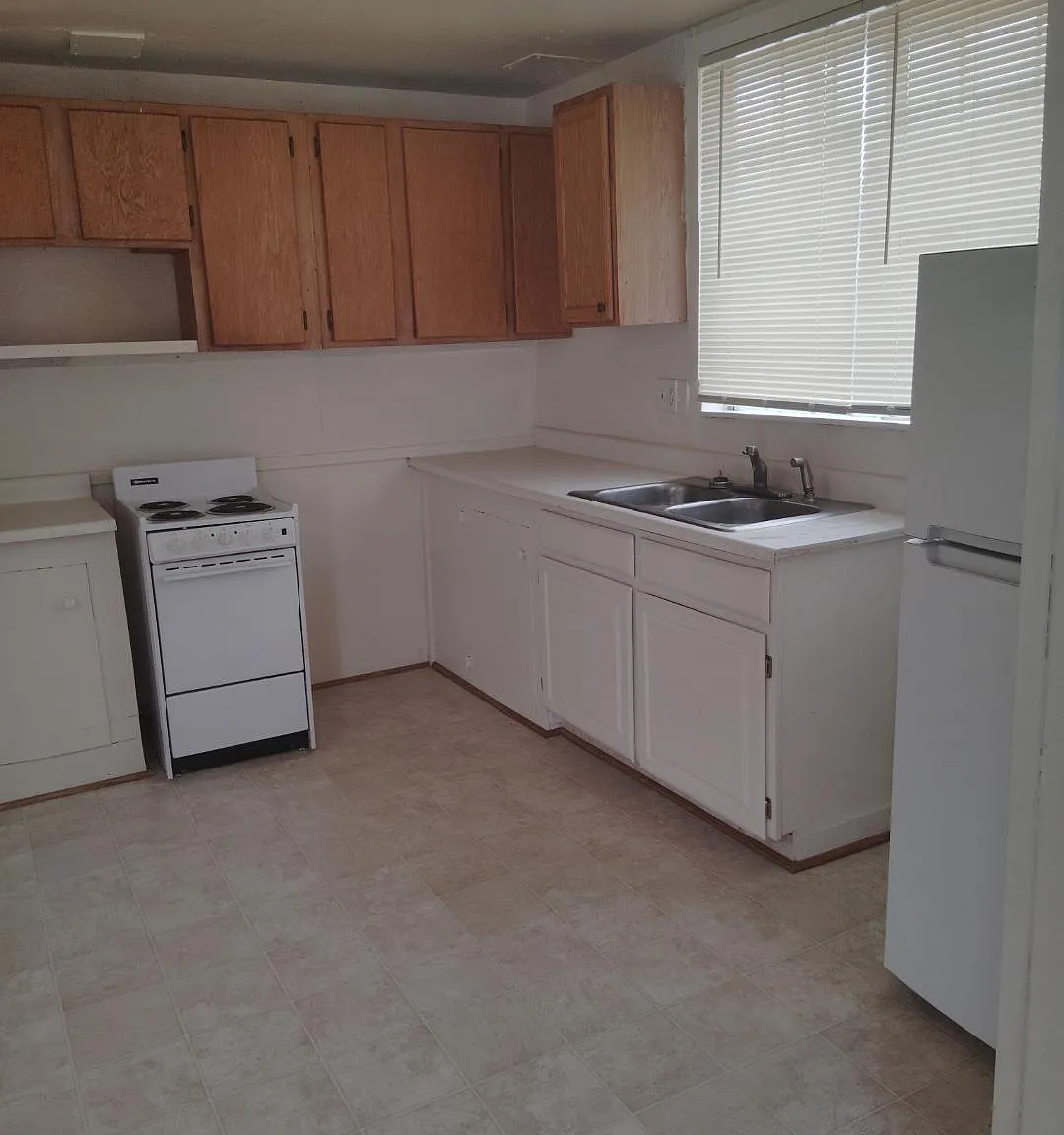 1 bed, $1,200 — Photo 2