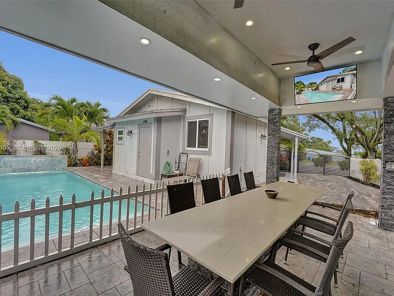 4541 SW 26th Ter — Photo 55