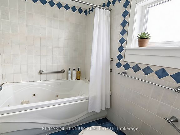 4th image of 59 W St S