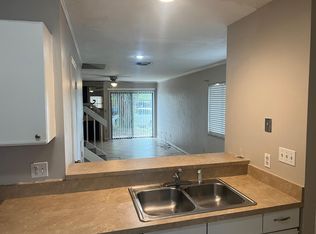 6296 SW 8th Pl, Gainesville, FL 32607