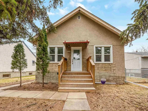 11828 50th St NW, Edmonton, AB T5W 3B9