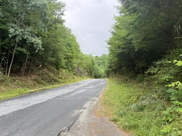 33 Gramling Drive, Fairlee, VT 05045