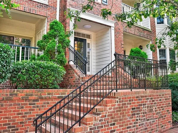 300 Yarmouth St APT 313, Norfolk, VA 23510