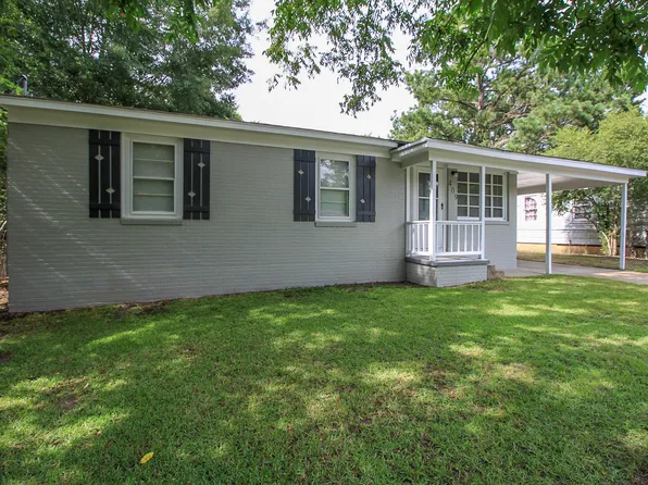 409 E 5th Ave, Petal, MS 39465
