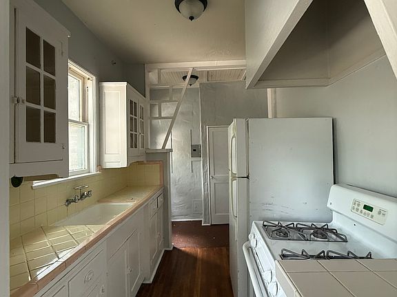 5th image of 326 W Huisache Ave APT 11